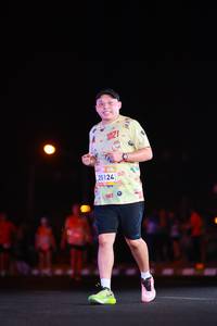 BIB: 25124
                            <button type="button" onclick="openModal(22960648)" class="btn btn-primary btn-sm float-right btn-popup" data-toggle="modal" data-target=".modal-high-quality">
                        <i class="fas fa-shopping-cart"></i> Add to Cart
                    </button>
                                            <button type="button" onclick="isThisMe(22960648, true)" class="btn btn-success btn-sm float-right btn-popup btn-isme hidden" data-toggle="tooltip" data-placement="bottom" title="นี่คือรูปของคุณใช่ไหม คลิกที่นี่เพื่อเอาเข้าอัลบั้ม">
                        <i class="fas fa-plus"></i> Add to album
                    </button>
                    <button type="button" onclick="isThisMe(22960648, false)" class="btn btn-warning btn-sm float-right btn-popup btn-isnotme hidden">
                        <i class="fas fa-ban"></i> Remove from album
                    </button>